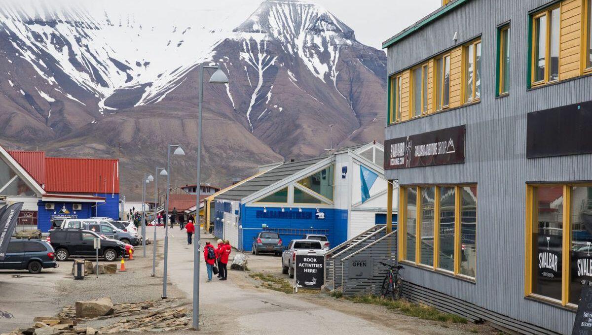 Emirates Airlines Longyearbyen Reservation Office in Norway