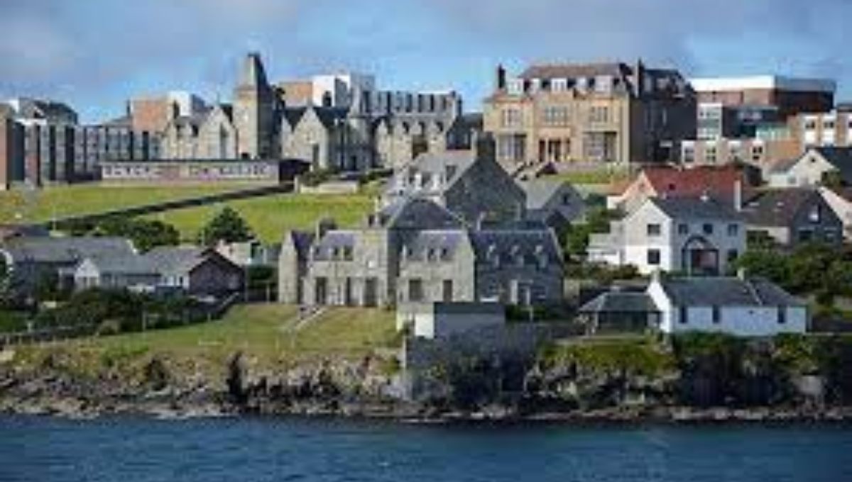 Emirates Airlines Shetland Islands Airport Office in UK