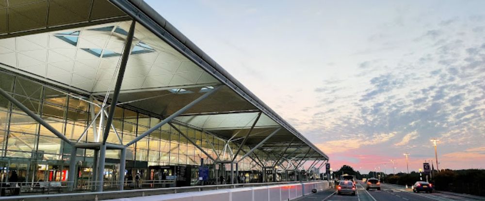 Emirates Airlines STN Terminal – London Stansted Airport